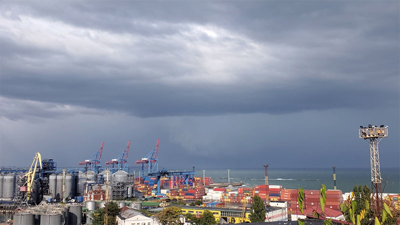 Storm clouds over a busy port – extreme weather disruptions drive demand for parametric insurance in Malaysia